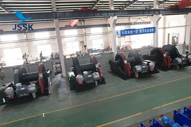 750KN-1300KN電動(dòng)變頻定位絞車(chē)